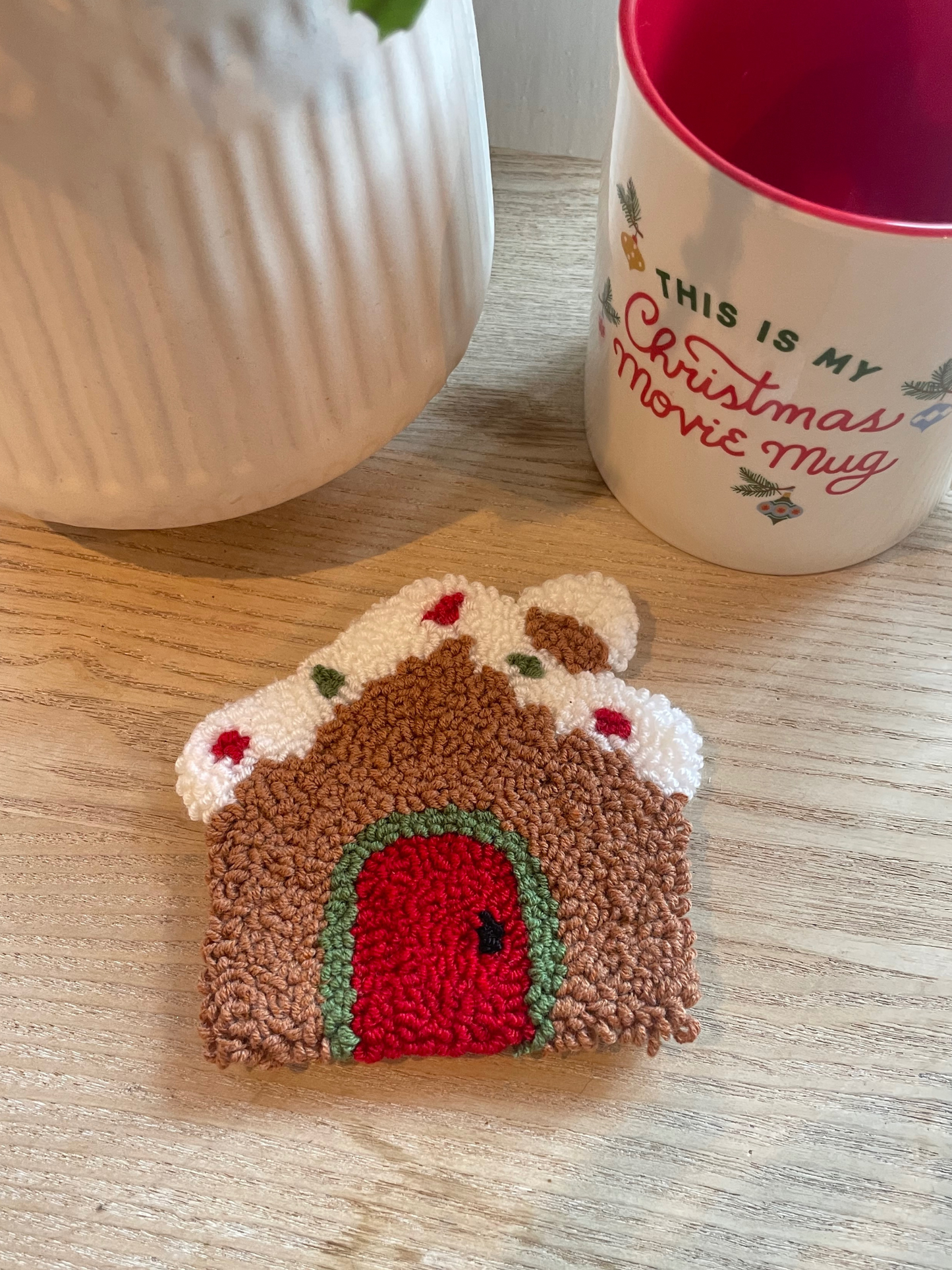 Gingerbread House Mug Rug